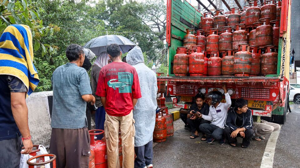 India restores commercial LPG supplies to pre-crisis levels as West ...