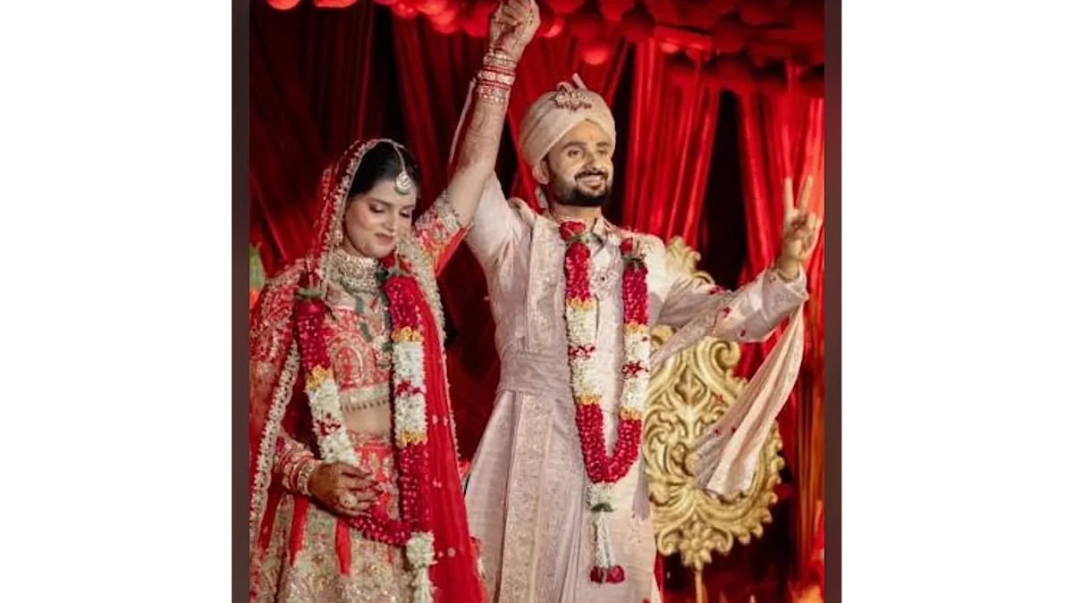 Cricketer Akashdeep ties the knot with Akshita Raj in Kashi