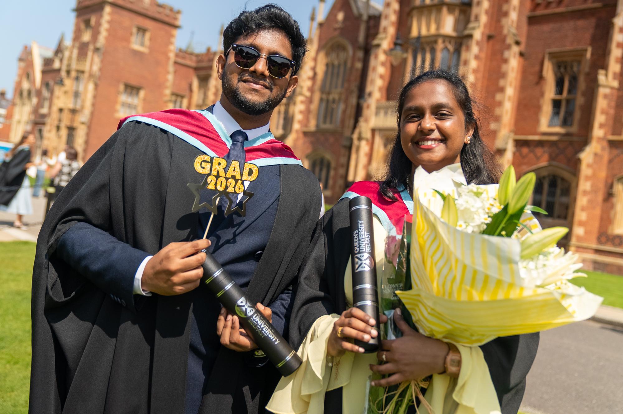 43 photos from sun-kissed start to Queen’s University Belfast's summer ...