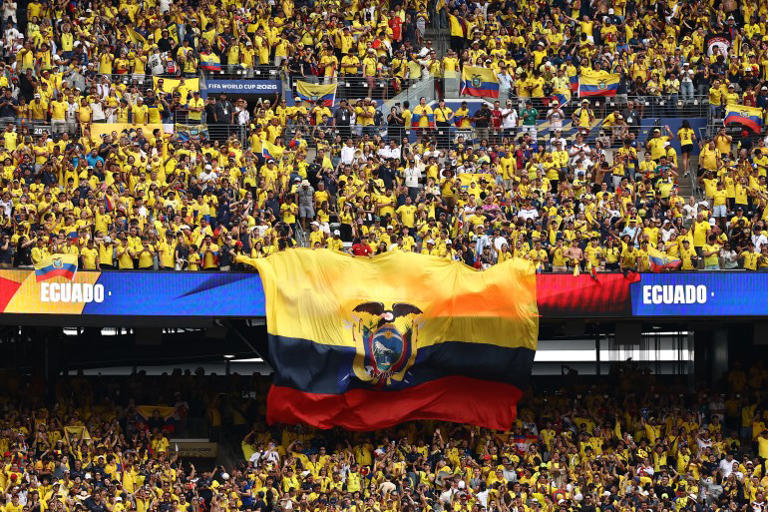 Ecuador edge Germany 2-1 to squeeze into World Cup last 32
