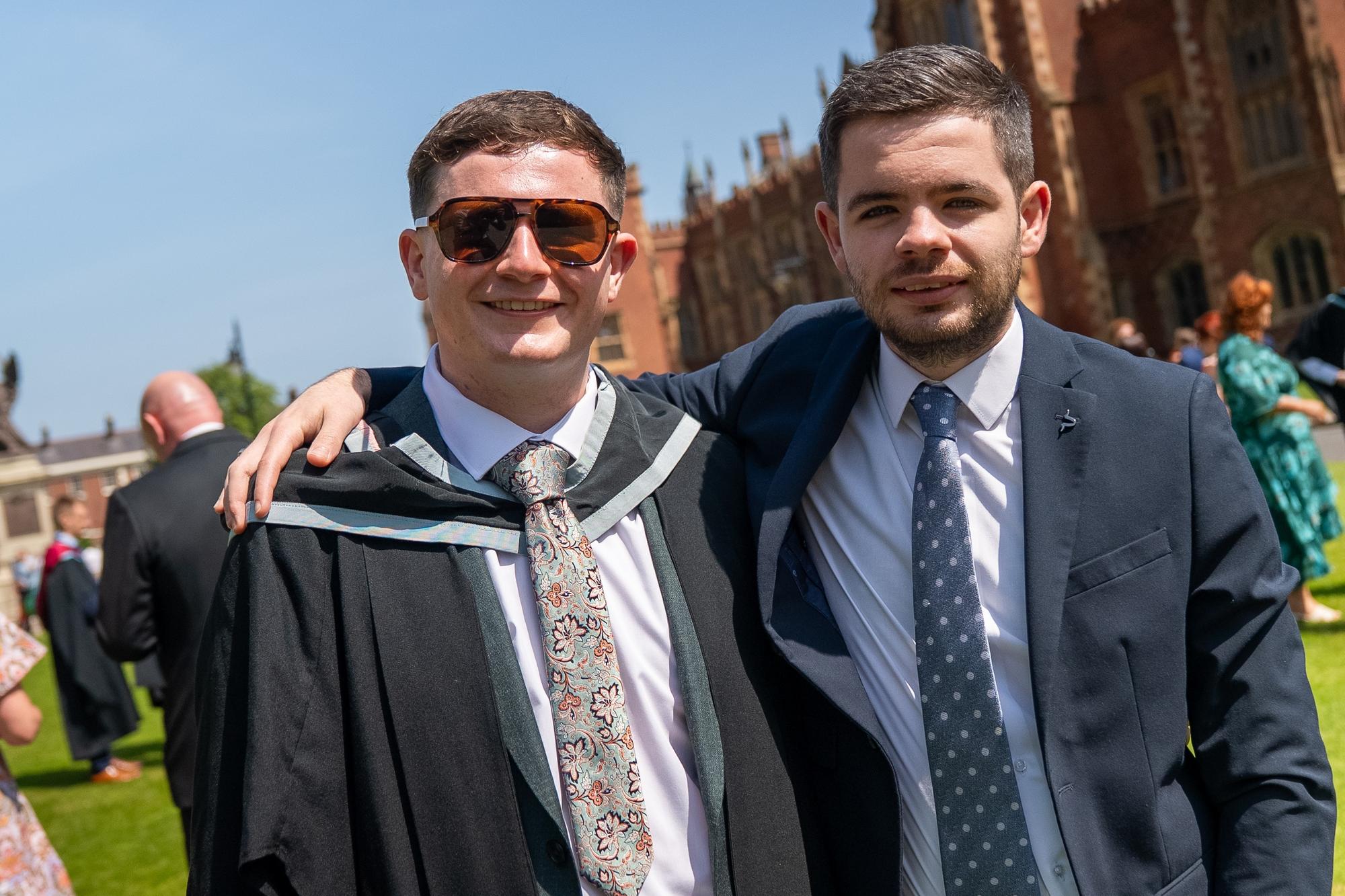 43 photos from sun-kissed start to Queen’s University Belfast's summer ...