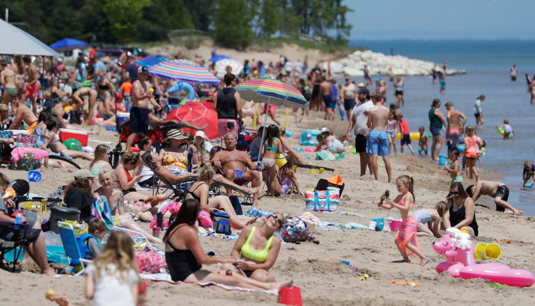 Two Rivers summer calendar has SnowFest, beach nights, music and more