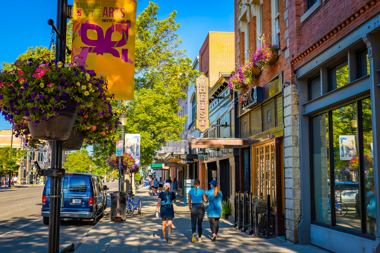 College Towns Transform Into Affordable Summer Vacation Havens