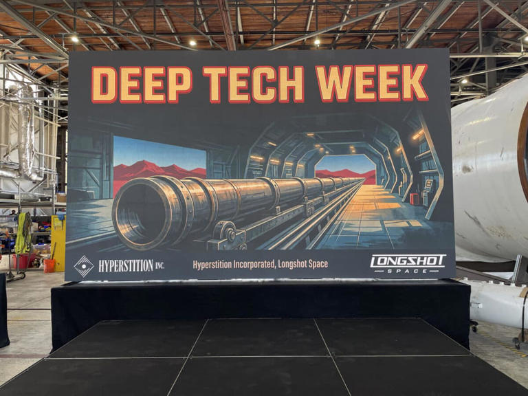 Deep tech week kickoff showcases creative, futuristic innovations