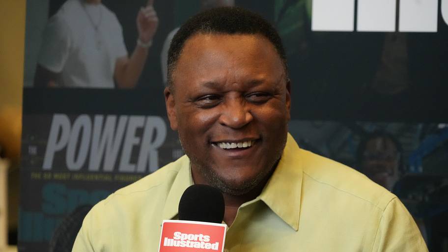 Jerry Rice, Barry Sanders speak candidly about the opening at Nike ...
