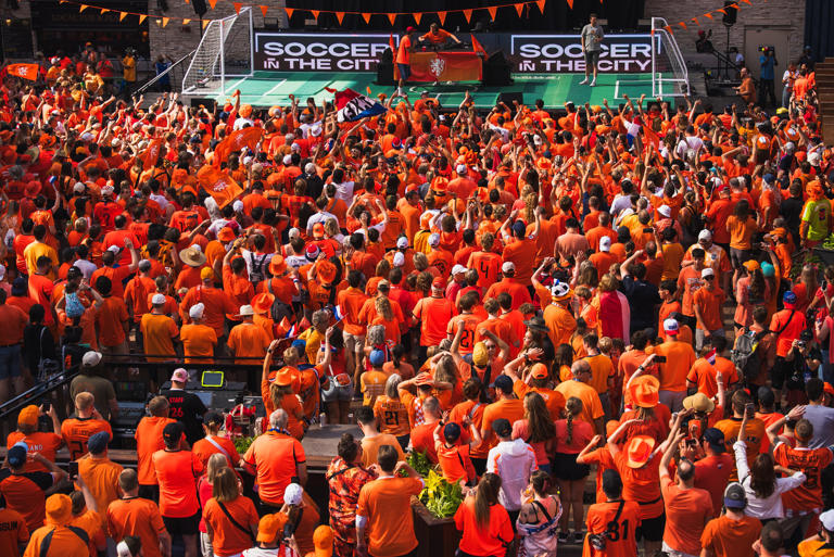 Dutch fans take over Kansas City streets to cheer on the Netherlands