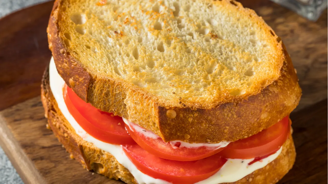 These Southern chef tips turn a basic tomato sandwich into something ...