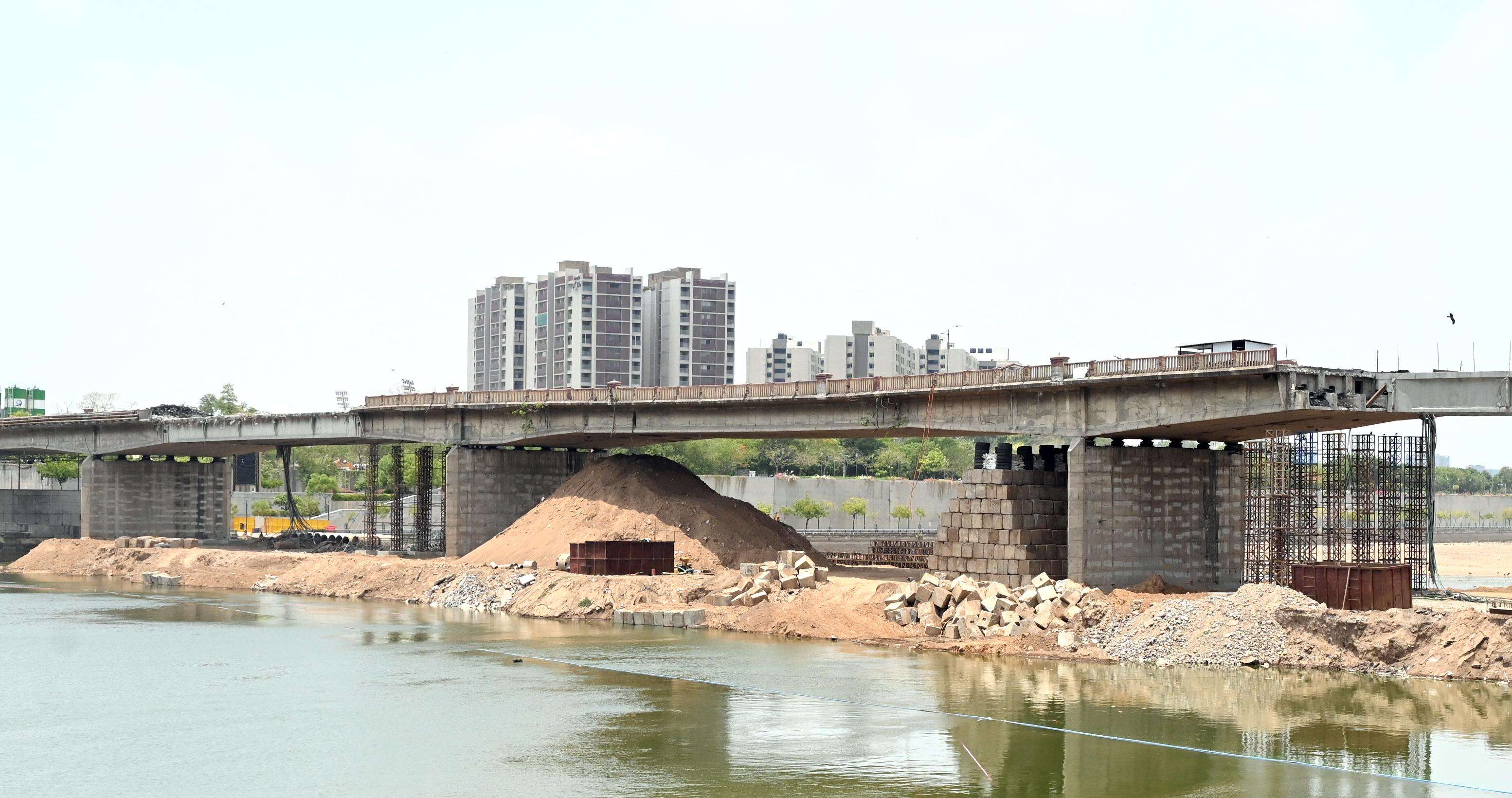 Falling concrete changed fate of Ahmedabad’s Subhash Bridge