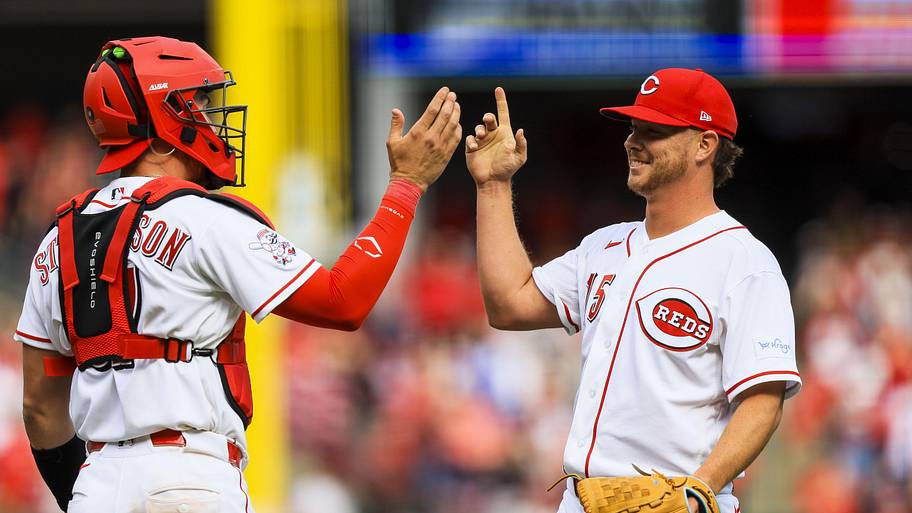 Key Reds reliever takes major step toward return