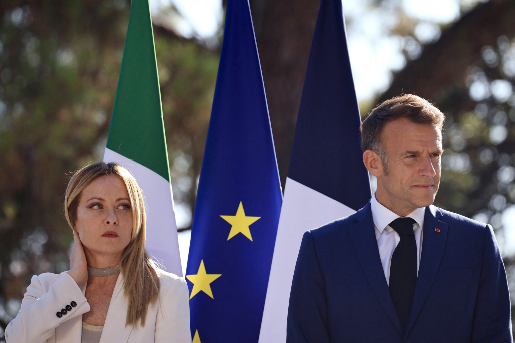 Sommet franco-italien : Emmanuel Macron et Giorgia Meloni affichent ...