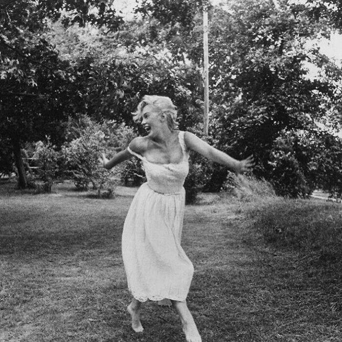 48 Rarely Seen Archive Photos Of Classic Hollywood Icons