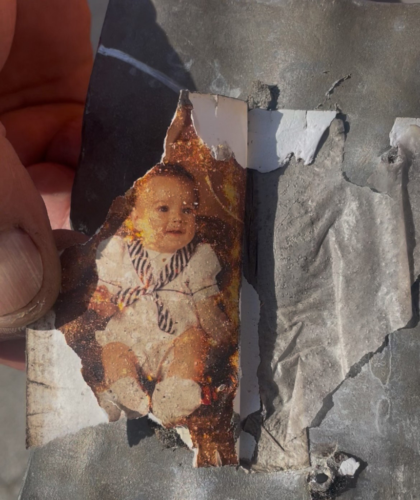 Worker finds baby photo of son he hid on museum roof 24 years later