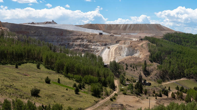 First Mining Gold secures EA approval for Springpole project