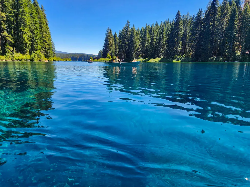 What Makes the Water So Clear? (dsgetch, Flickr, CC BY 2.0)