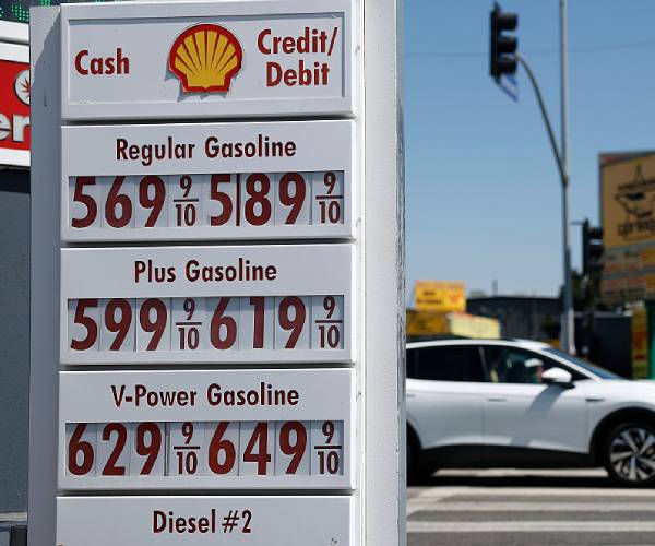 Calif., Wash. gas taxes rise before July 4th travel