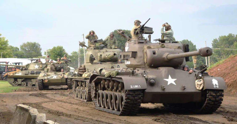 Popular (and loud) 'Salute the Troops' returning to Jacksonville