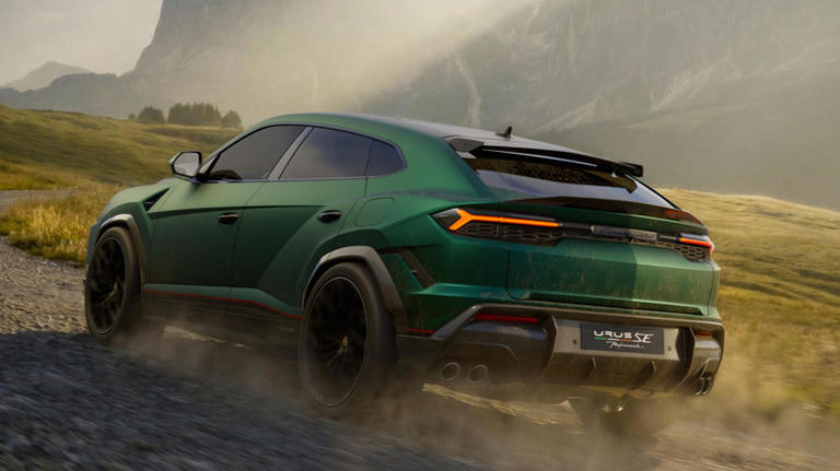 2027 Lamborghini Urus SE Performante PHEV gets 800 HP, comfier ...