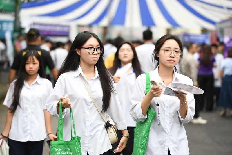 Dự kiến điểm chuẩn Học viện Chính sách và Phát triển