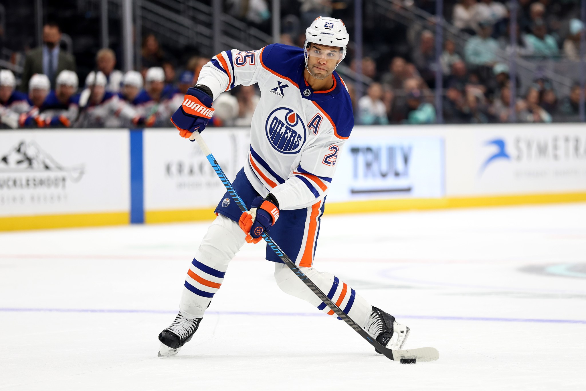 San Jose Sharks pull off major trade for top defenseman