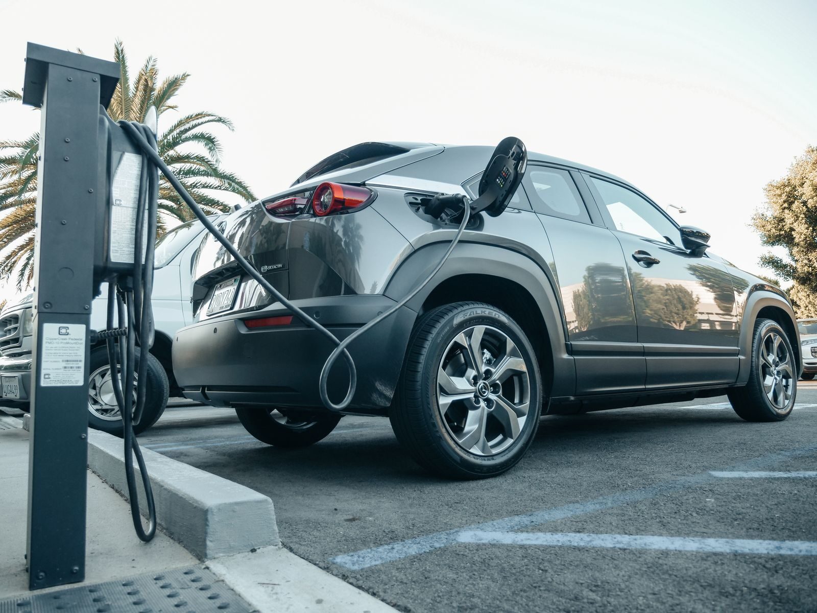 Stellantis Tests Next-Gen Solid-State EV Batteries on the Road