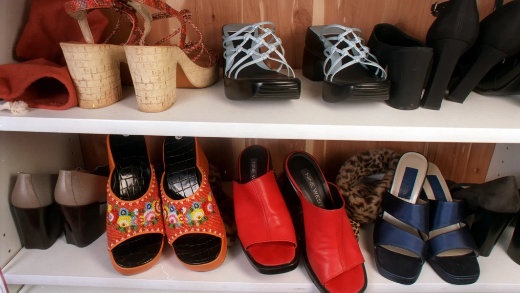 DIY shoe rack building and design guide