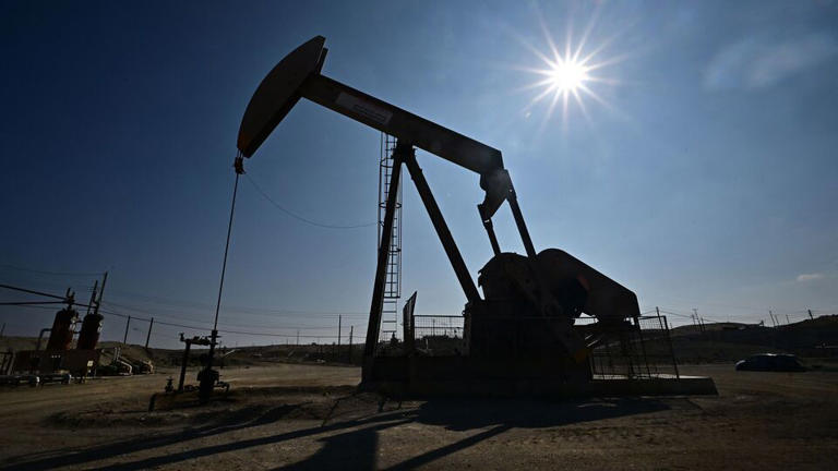 Crude oil prices extend decline for third session amid ongoing US-Iran ...