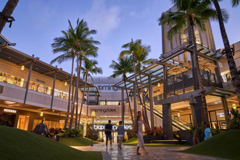Ala Moana’s first Japanese arcade, CAMILLA, more stores coming soon