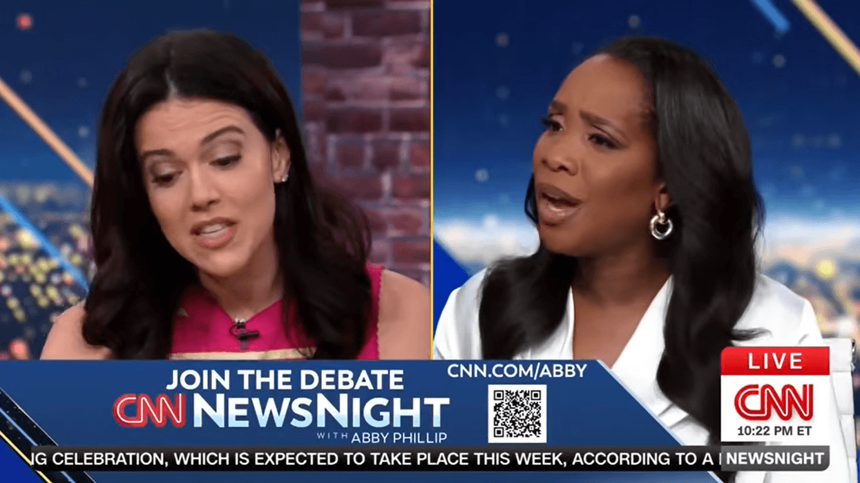 CNN anchor shuts down MAGA columnist's head-scratching warning about ...