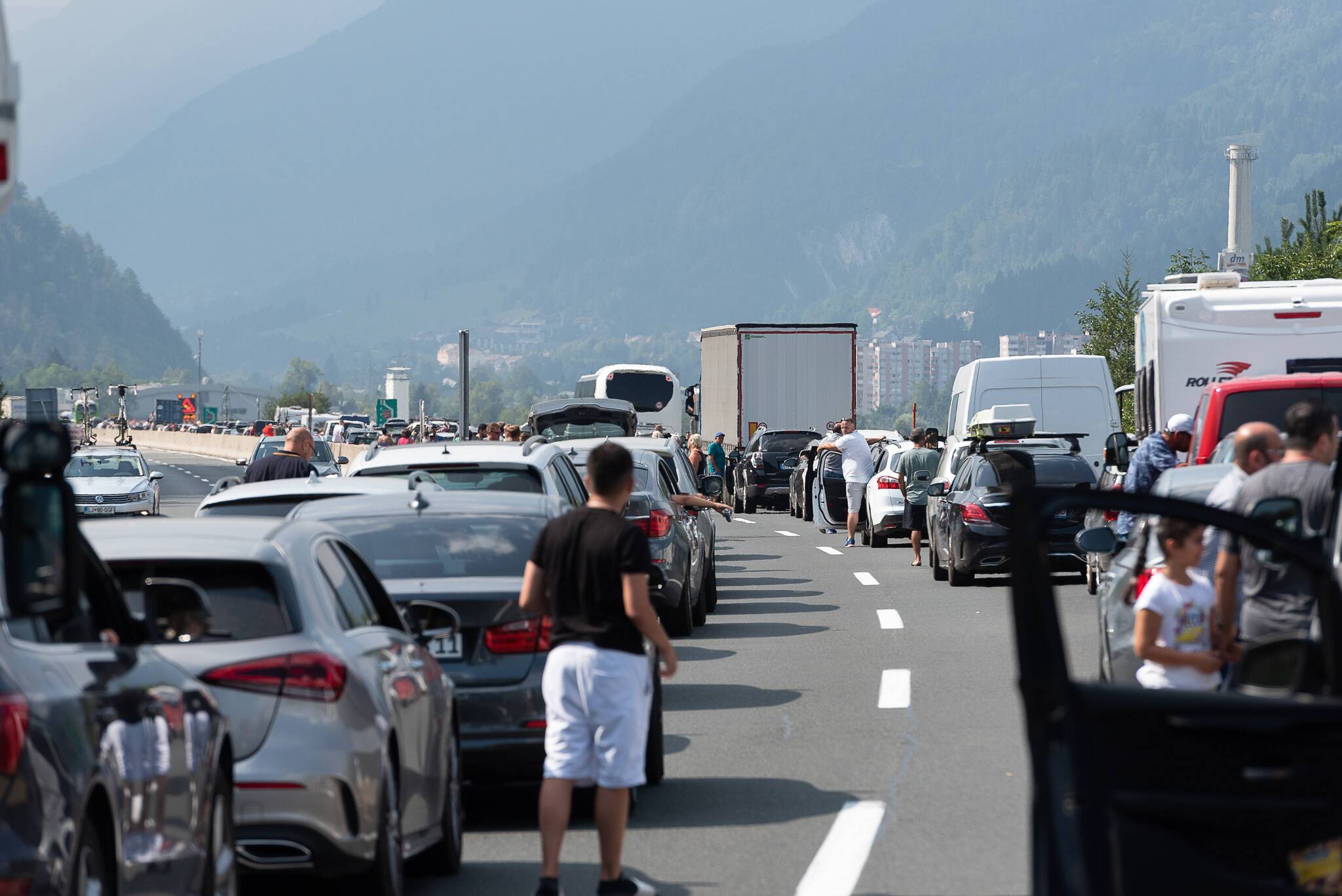 Stau am Karawankentunnel – aktuelle Verkehrslage und Staumelder im ...