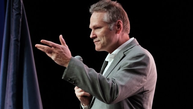 Alaska governor vetoes bipartisan foam container limits, saying rural ...