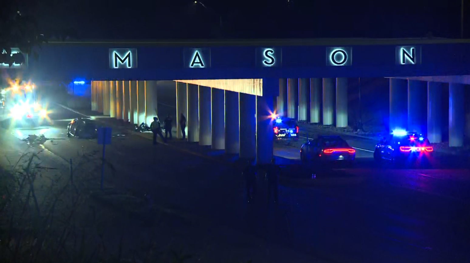 OSP: 1 dead, 1 seriously injured after car crashes, falls onto I-71 ...