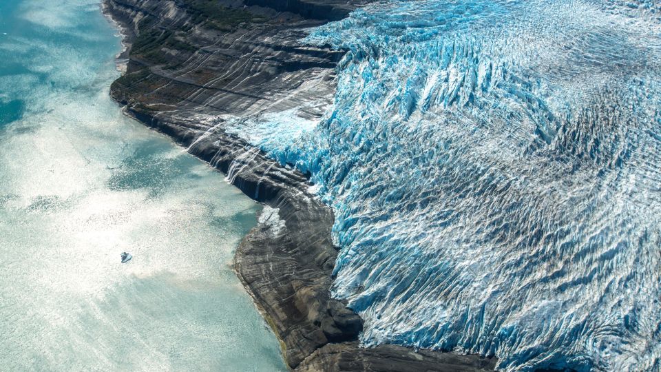 Guyot Glacier, located on Icy Bay in Wrangell-St. Elias National Park, offers a pristine view of the Alaskan wilderness. - Nature and Science/Alamy Stock Photo