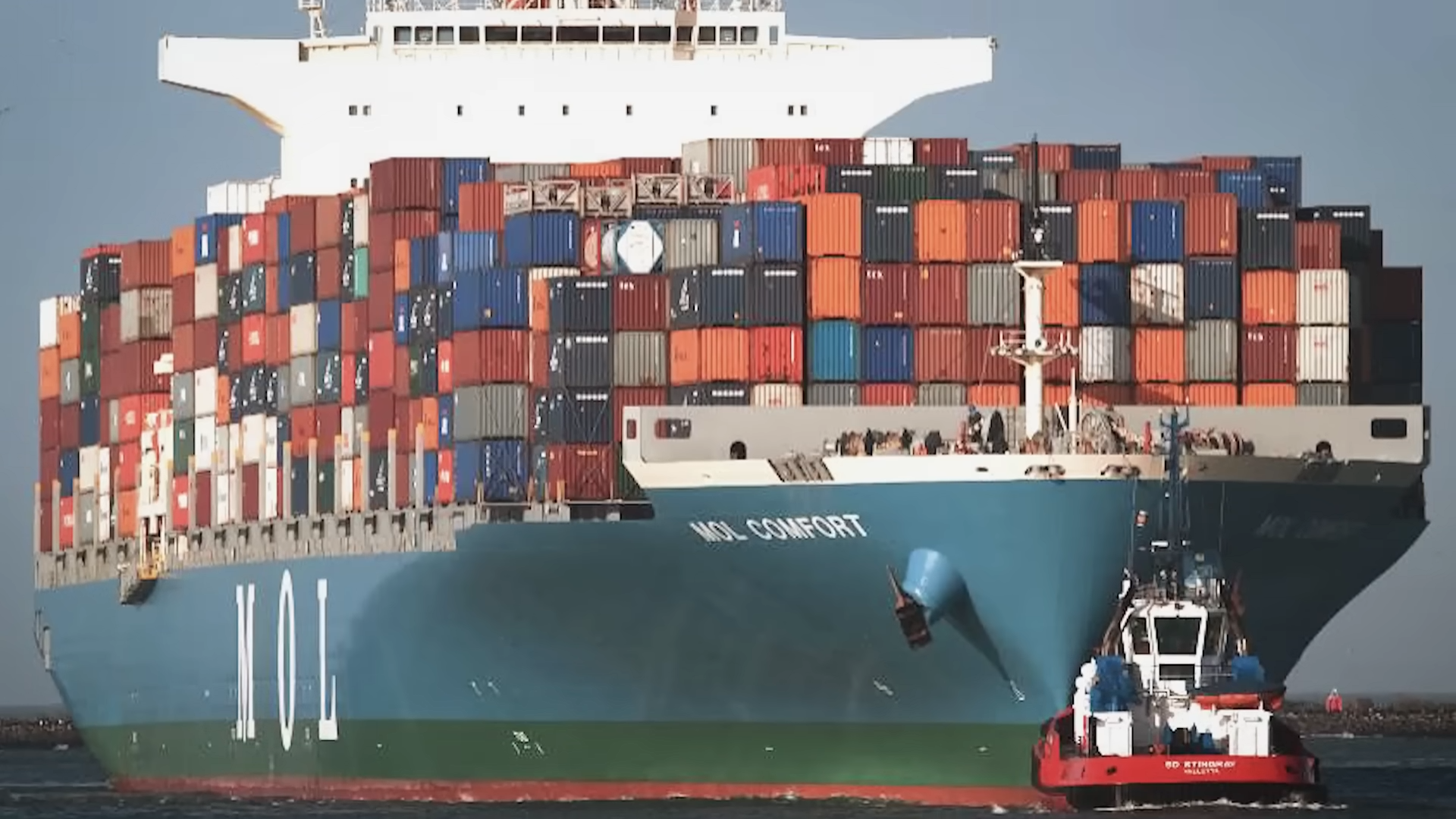 A mega ship cracked open at sea… then 4,293 containers went down