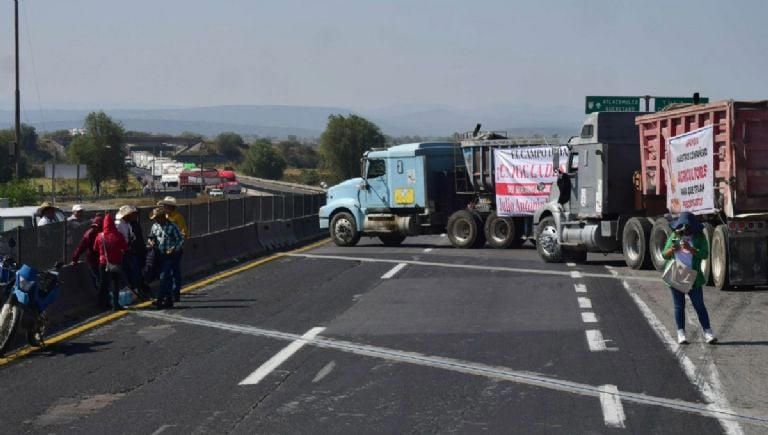 Alertan por cierres y bloqueos en estas 11 carreteras y autopistas hoy ...