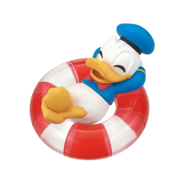 pom pom　ドナルドダック ビーチスタイル フィギュア　浮き輪付き ガチャ「ディズニーキャラクター ぷかぷかフロートタイム」が登場。夏