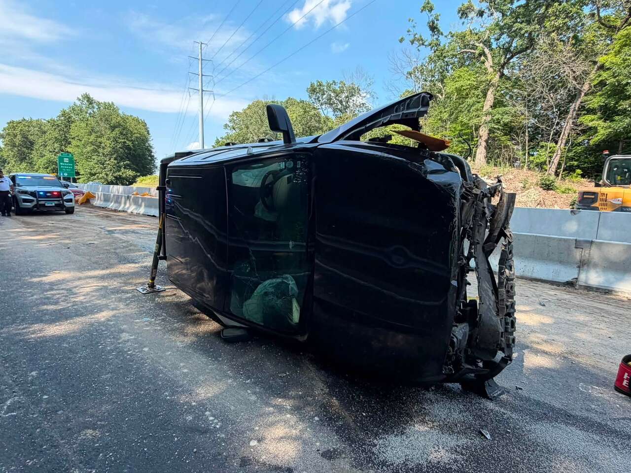 Driver injured in Seymour rollover crash on Route 8 south, state police say