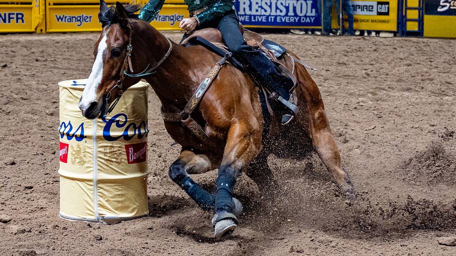 Women in rodeo: Emma Smith builds momentum in Resistol Rookie of the ...