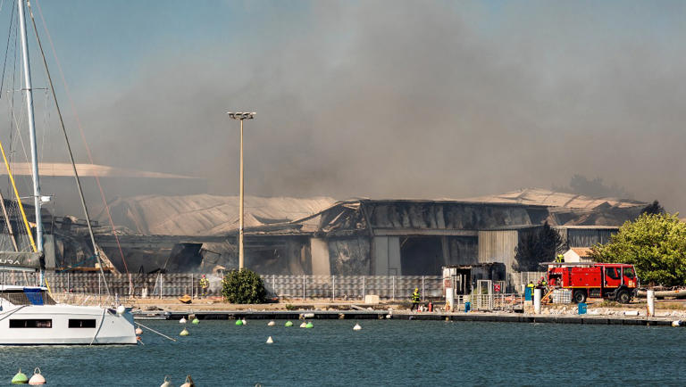 Enorme incendio forestal causa el desalojo de 3 mil personas en región ...
