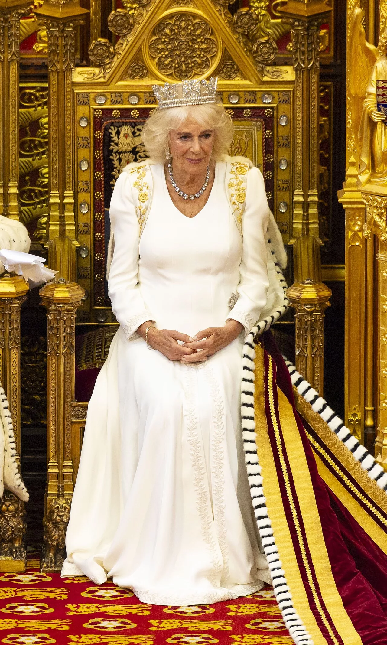 Reine Camilla et JK Rowling : la polémique relancée après leur rencontre à Édimbourg