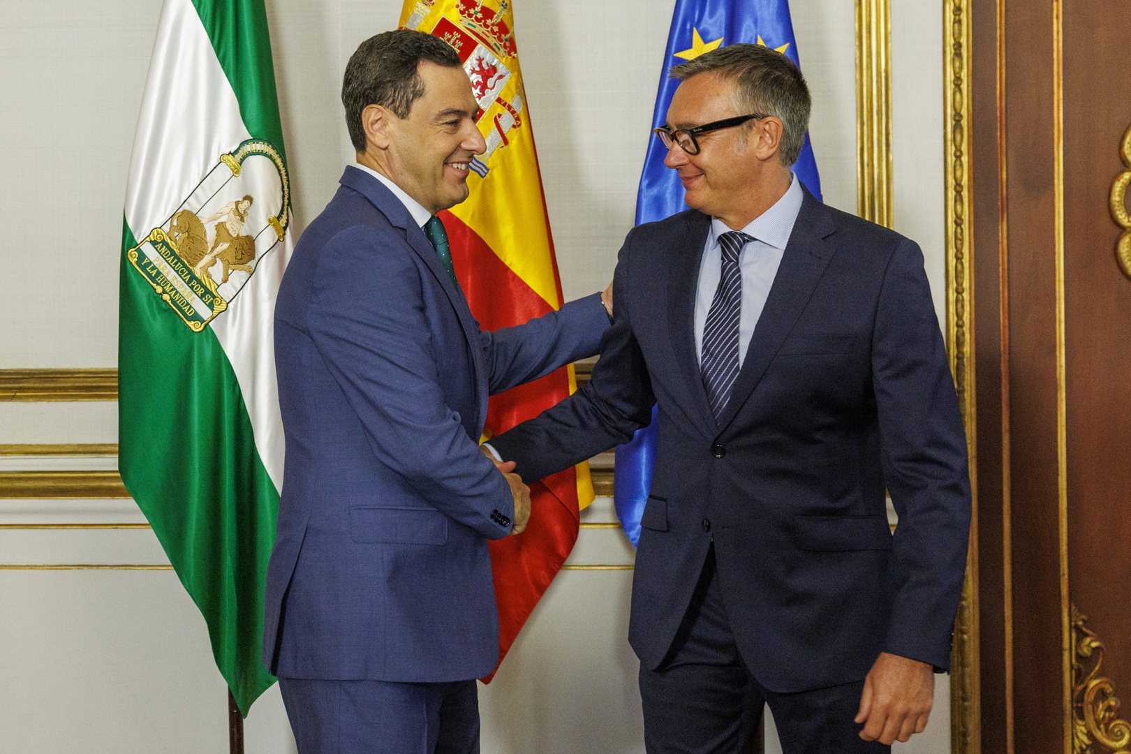 PP y Vox recogen el principio de 'prioridad nacional' en su pacto de ...