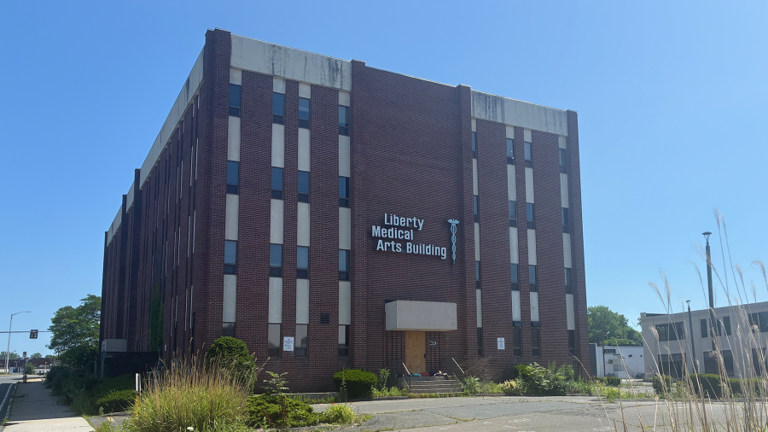 Springfield community gets update on proposed Liberty Junction courthouse
