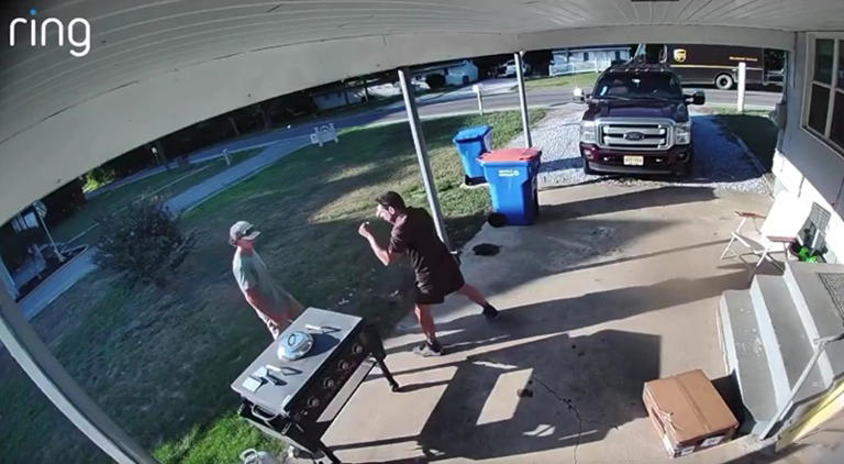 UPS driver throws 30-pound box at charging dog, then squares up with ...