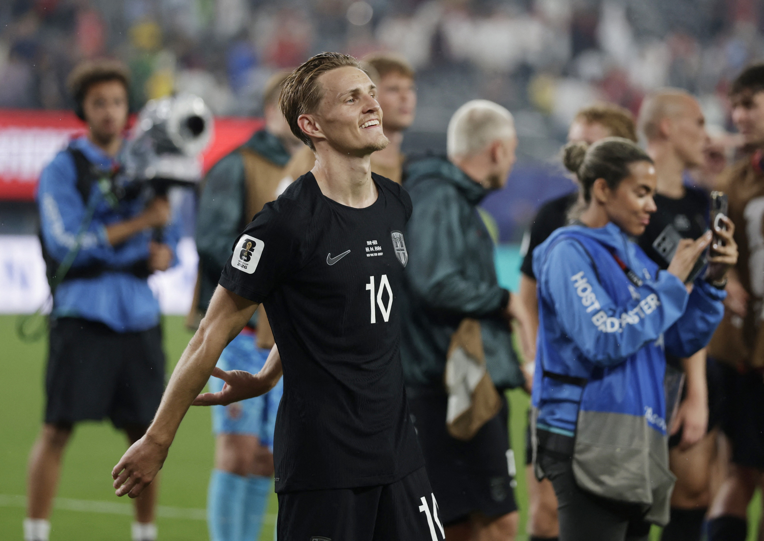 'Summoned for a meeting' – Arsenal star's reps called in by club for ...