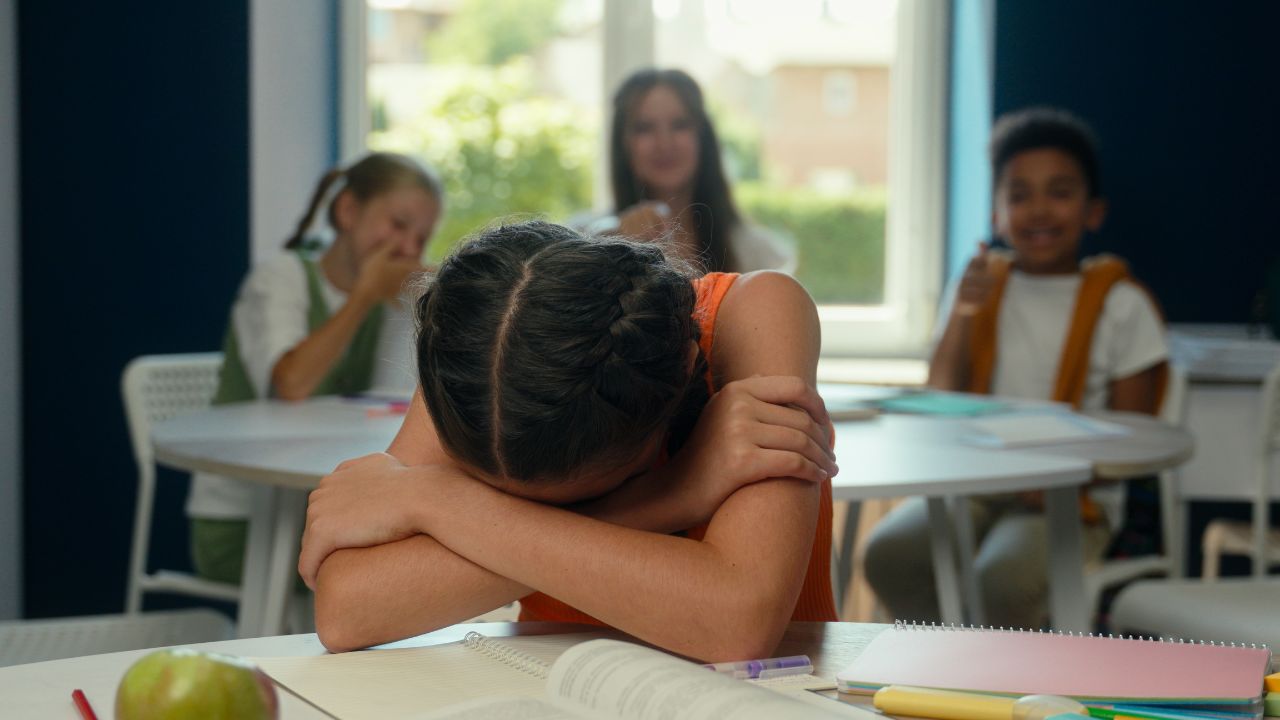 « J'ai chopé les gamins » : harcelée depuis des mois à l'école, son ...