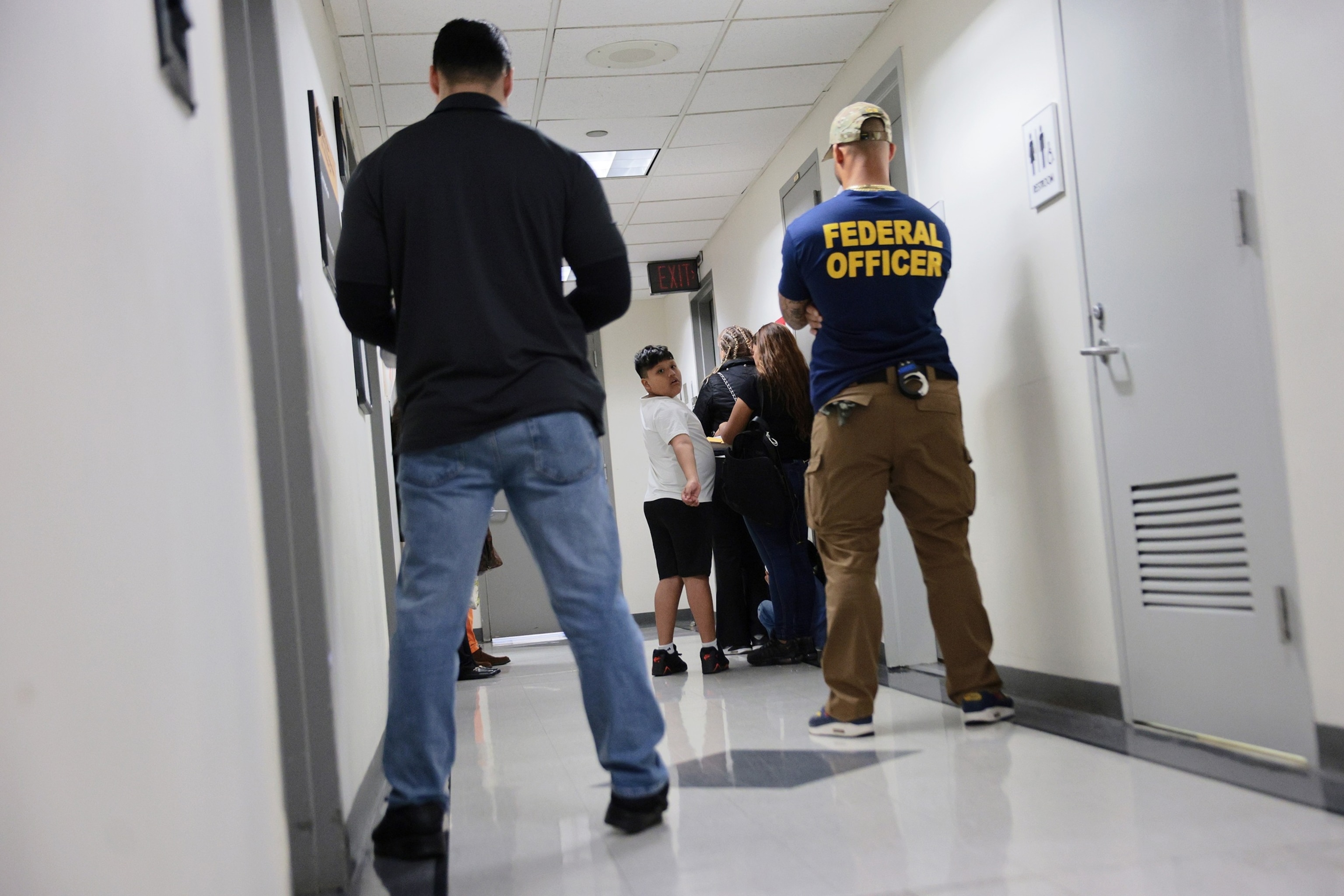 ICE arrests 10,000 illegally in US in 5-day span