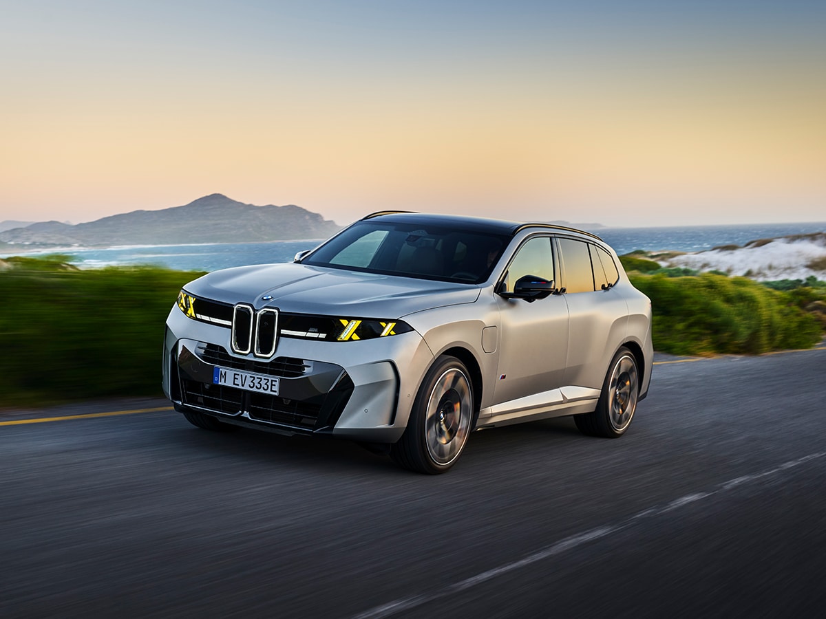 Bmw x5 m60e xdrive 0002 p90646102 highres bmw x5 m60e xdrive 0
