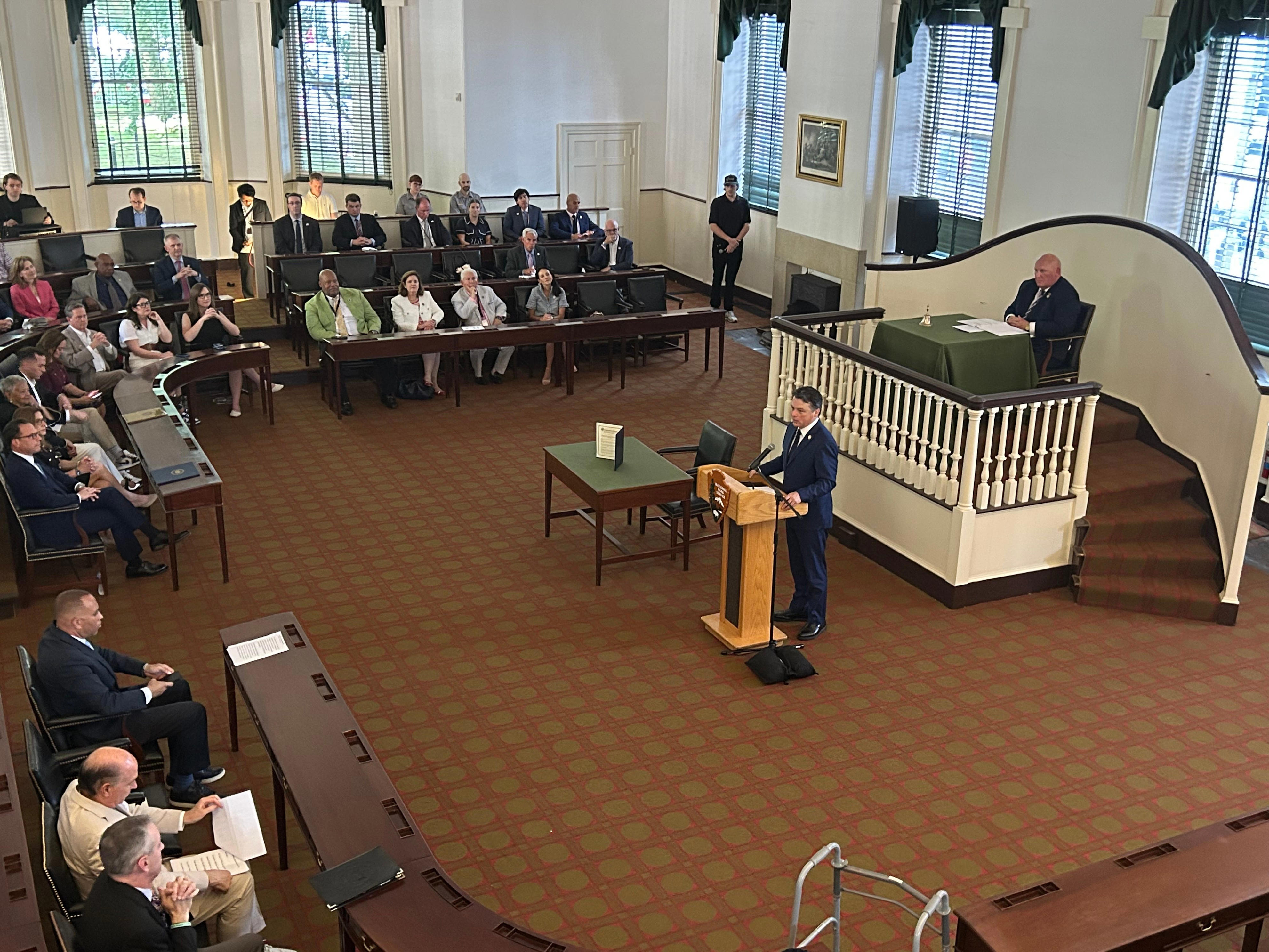 Congress comes back to Philly for special session at Independence Hall