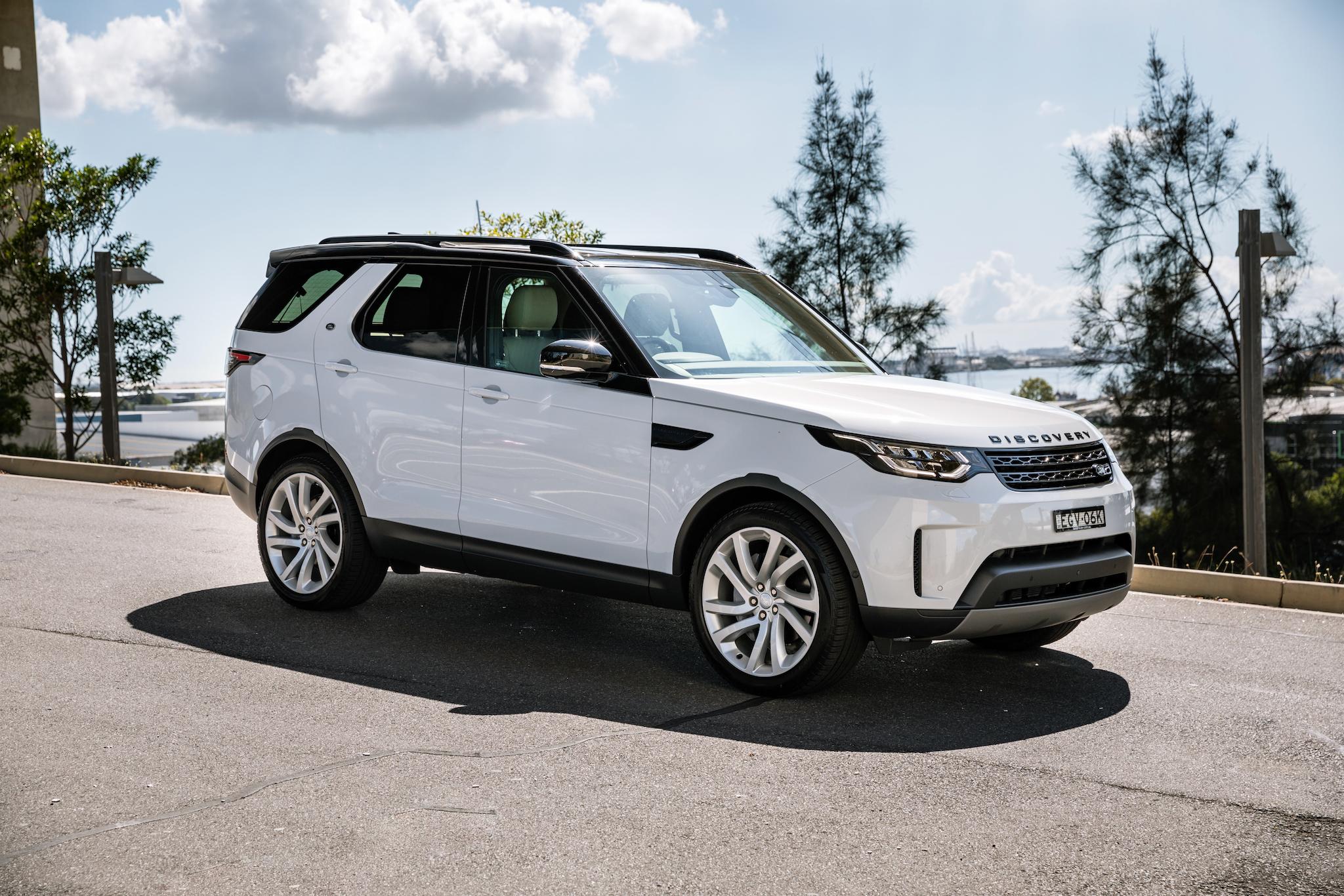 Land Rover Defender, Discovery and Range Rover recalled