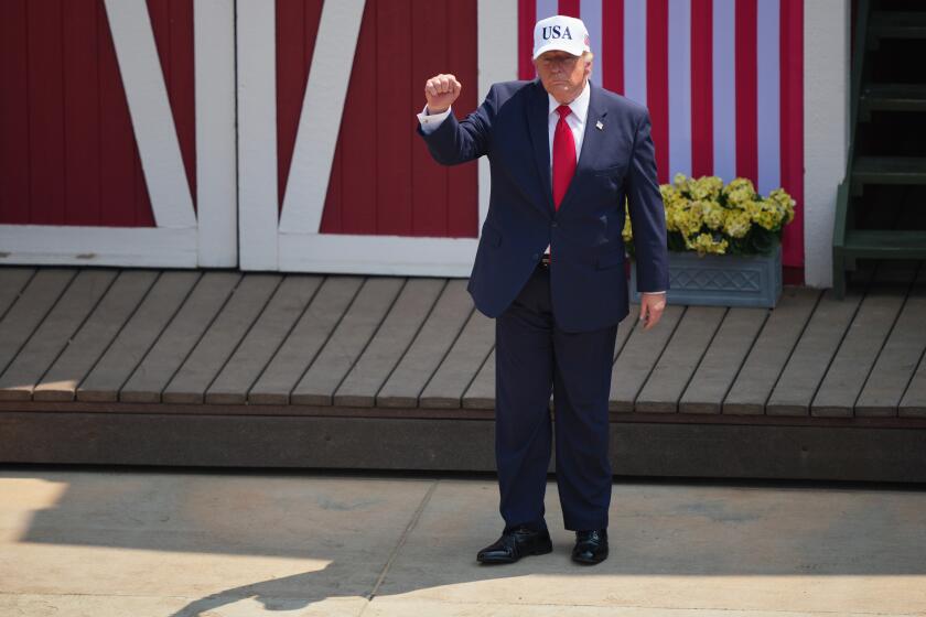 Trump and Republicans return to communist attacks against Democrats ...