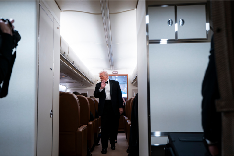 Trump’s new Air Force One: Odd detail in background of post raises eyebrows